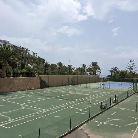 La Caleta アパート ビリャホヨサ