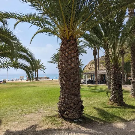 La Caleta * ビリャホヨサ